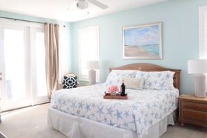 6 bedrooms, iron/ironing board, WiFi, bed sheets
