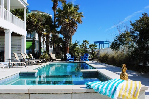 OCEANFRONT / Sleeps 14 / OCEAN CAMP / POOL / SPA