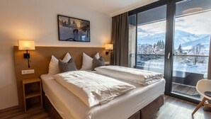 2 bedrooms, in-room safe, iron/ironing board, WiFi (free) - SR, Top 17 - Ap. 60m² mit 2 SZ, Balkon 9m² (Zell am See)