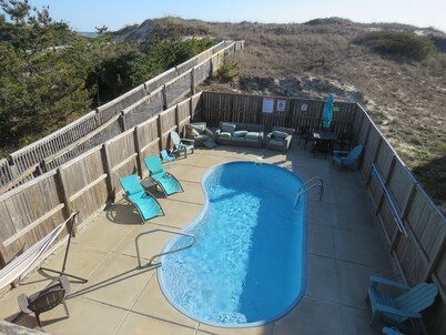 8313 Old Oregon Inlet Rd, OceanFRONT Piscina privada / futbolín / área para mascotas