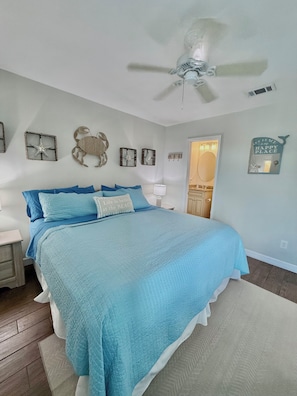 1 bedroom, iron/ironing board, free WiFi, bed sheets - #305- TOP FLOOR, GULF FRONT! NOW BOOKING SPRING AND SUMMER! BCH SERVICE INCL.! (Fort Walton Beach)