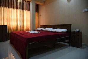 Chambre Deluxe double, 1 grand lit | Vue de la chambre