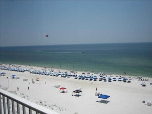 On the beach - BIG Corner Unit! Lighthouse 718 BIG 3br/3ba Corner Condo! BIG balcony on beach (Gulf Shores)