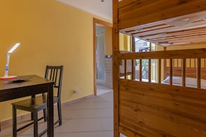 Comfort Apartment, 3 Bedrooms, Terrace