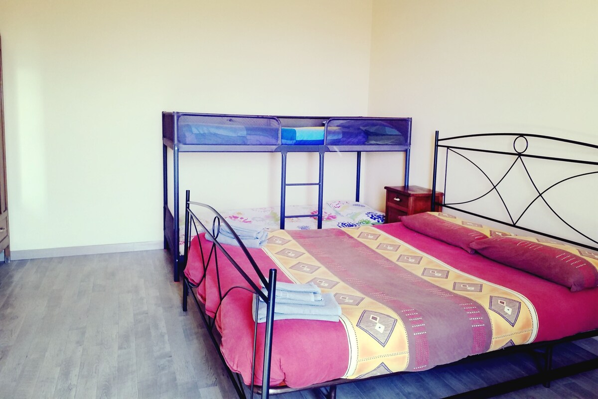 Comfort Apartment, 1 Bedroom | Children's theme room