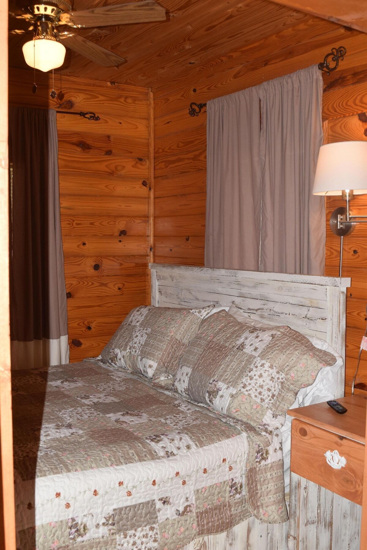 2 bedrooms