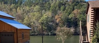 Cozy Cabin on the Water!!!