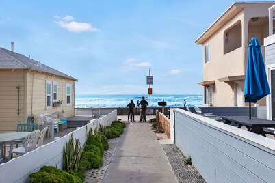 Ocean Views - SEAGIRT RETREAT- 4 BD/4 BTH - Air Conditioning - Family Getaway