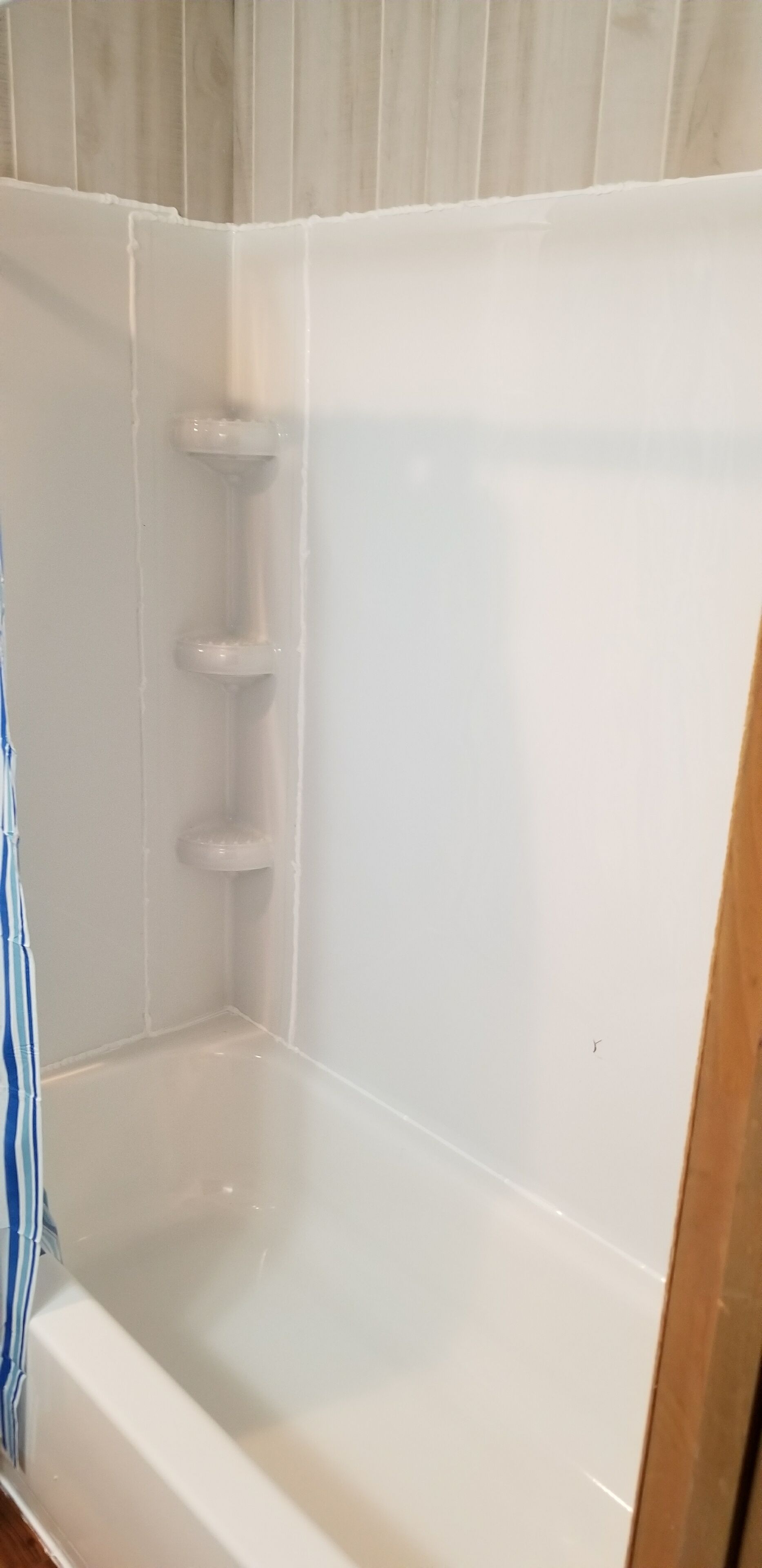 Combined shower/bathtub, hair dryer, towels, soap