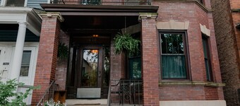 Excelente ubicación, hermoso vecindario amigable de Andersonville