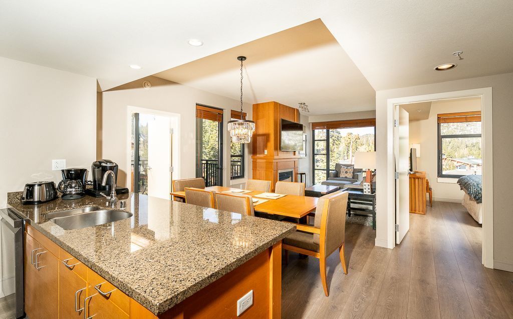 The Village Monache 2BD/2BA With Great View and Location!