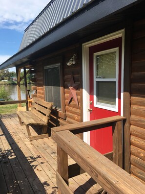Exterior detail - Relax on the River and Enjoy Southeast Iowa's Beauty (Keosauqua)