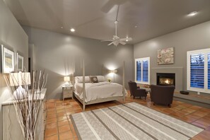 4 soverom, strykejern/-brett, reiseseng for barn og wi-fi (inkludert)