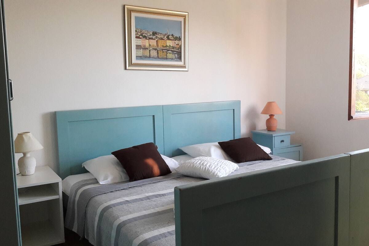 Suite Deluxe | 1 chambre, fer et planche à repasser, Wi-Fi gratuit