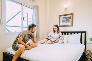 ห้องซูพีเรีย, เตียงควีนไซส์ 1 เตียง, ห้องน้ำส่วนตัว | Wi-Fi ฟรี, ผ้าปูที่นอน