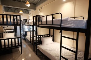 Wi-Fi gratuit, draps fournis