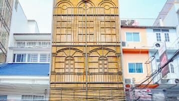 واجهة المنشأة