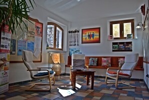 Sala de estar en el lobby