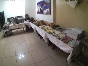 Petit déjeuner buffet compris tous les jours
