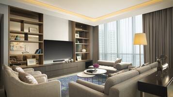 Presidential Suite, 1 King Bed | Egyptian cotton sheets, premium bedding, down duvets, pillow-top beds