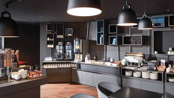 Daily buffet breakfast (EUR 18.50 per person)