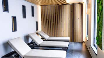 Couples treatment rooms, sauna, steam room, massages