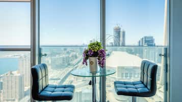 Căn hộ lãng mạn, 1 phòng ngủ, quang cảnh thành phố | Quang cảnh từ phòng