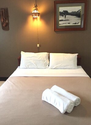Standard Double Room | Free WiFi - Royal Night Bazaar Hotel (Chiang Mai)
