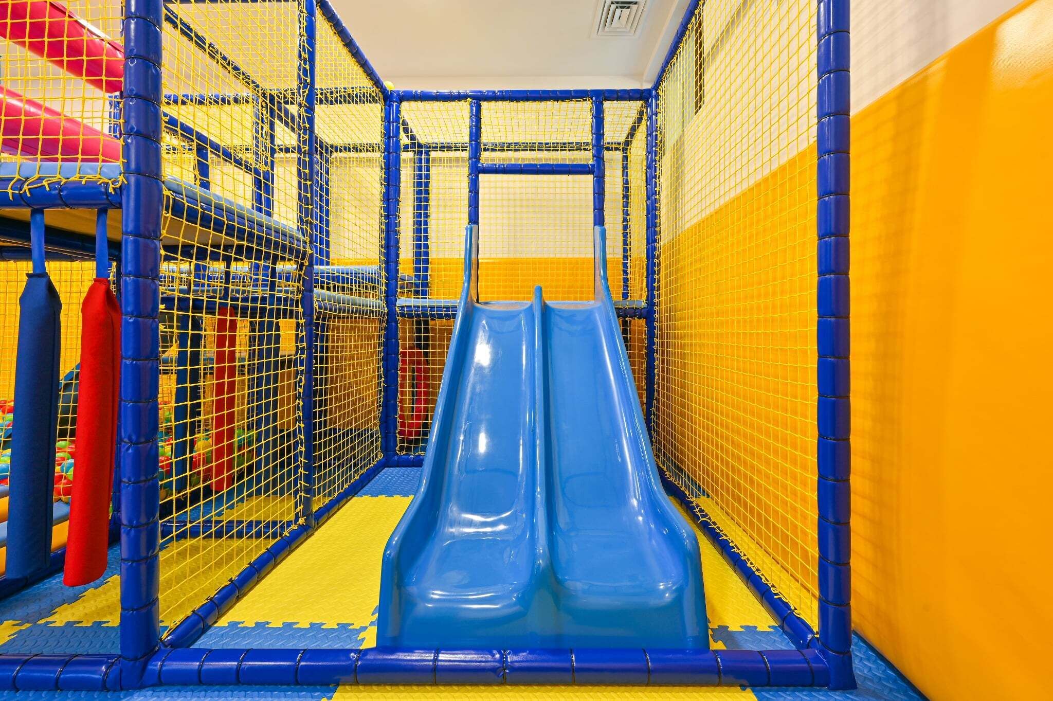 Aire de jeu intérieure pour enfants