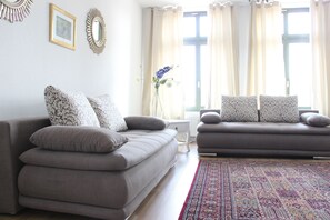 Deluxe-lejlighed - privat badeværelse (Kurt Schumacher Str.21) | 1 soveværelse