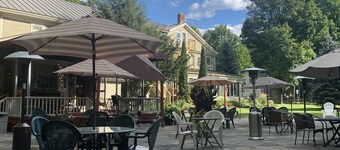 Waybury Inn