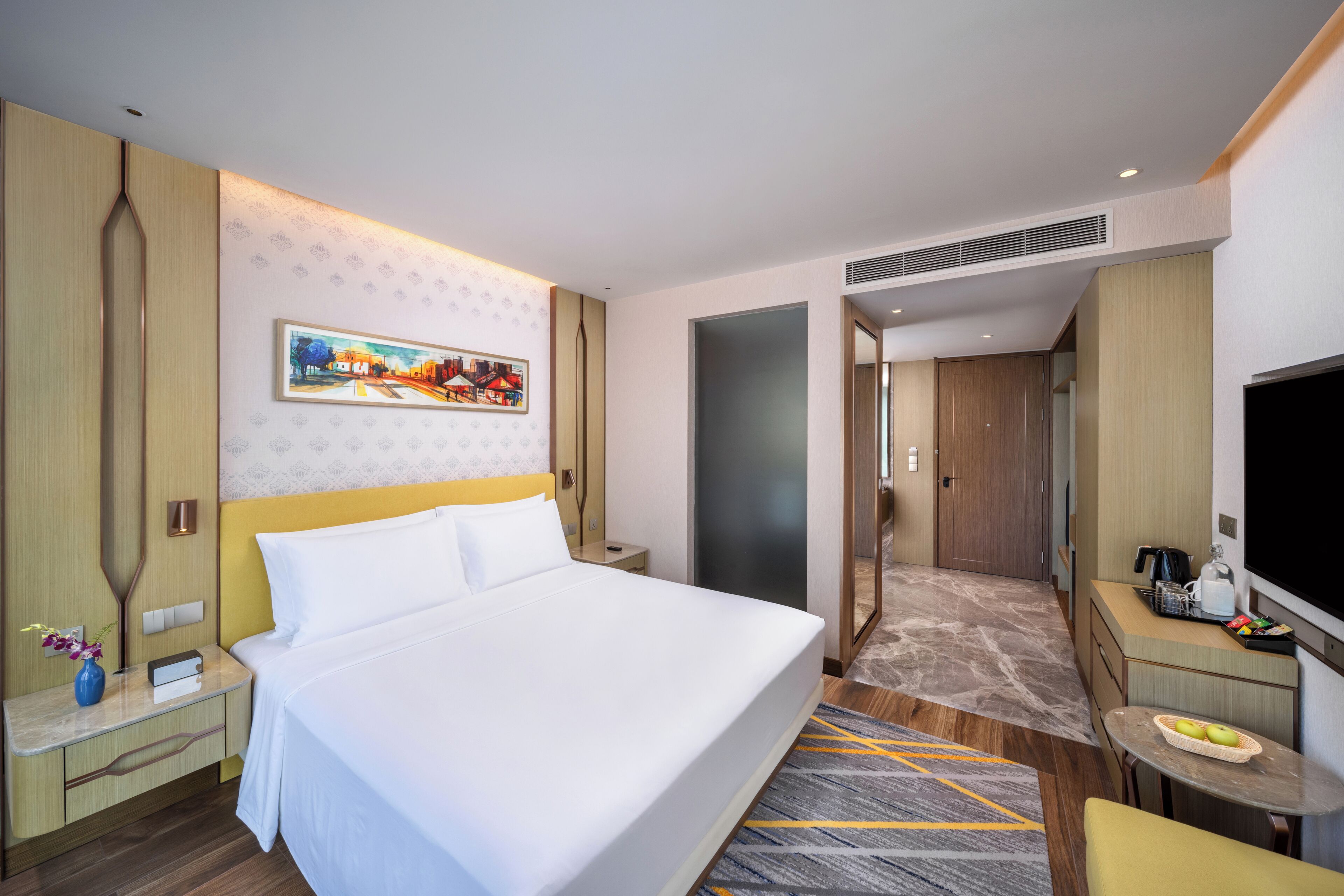 Habitación, 1 cama King size | Minibar y caja de seguridad en la habitación 