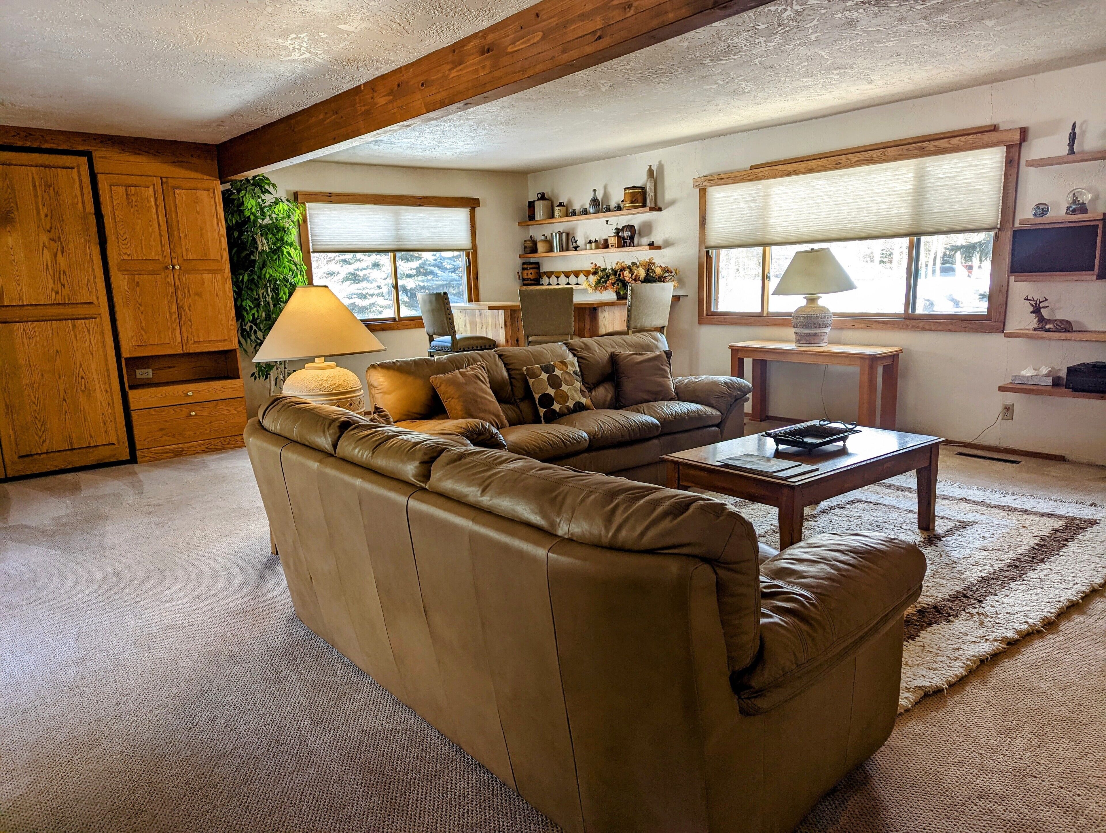 TV, lareira, DVD player