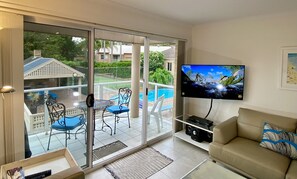 Smart TV, DVD player, stereo