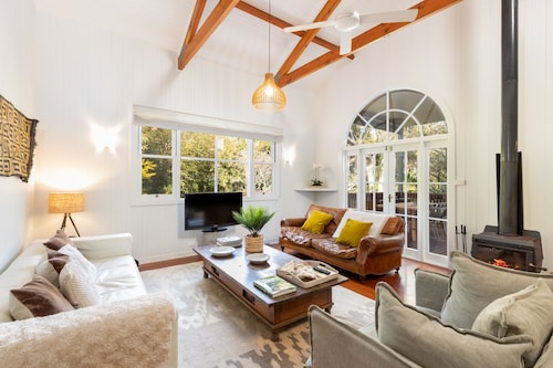 Luxurious Jetty House, Coffs Harbour – privacy & tranquility