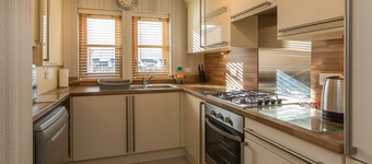 The Neuk, 2 Bedroom Apartment in Stunning Coastal Town Location.