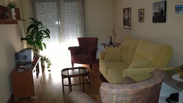 TV