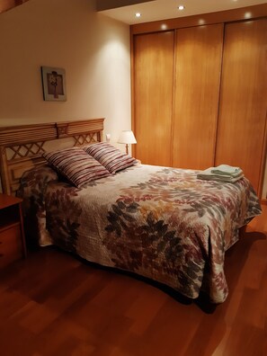 3 多间卧室、熨斗/熨衣板、旅行婴儿床、免费 WiFi