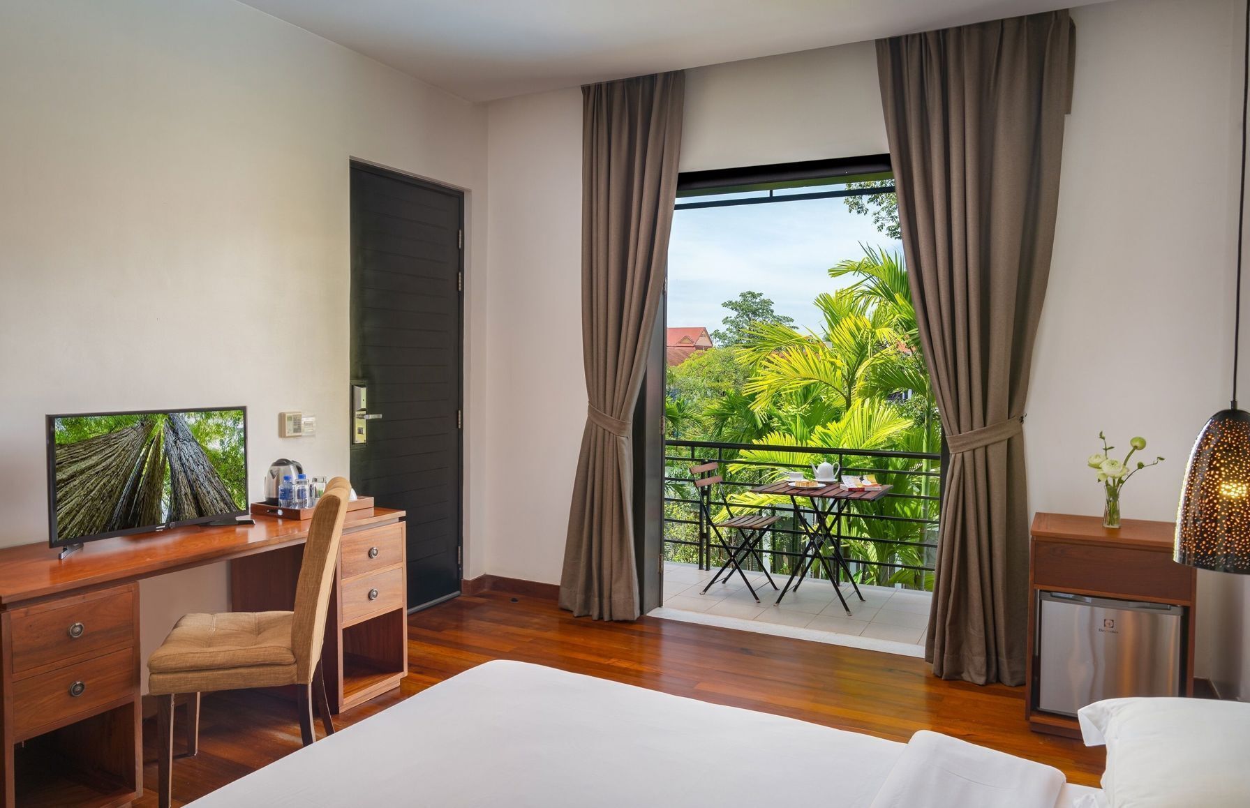 Egyptian cotton sheets, premium bedding, down comforters