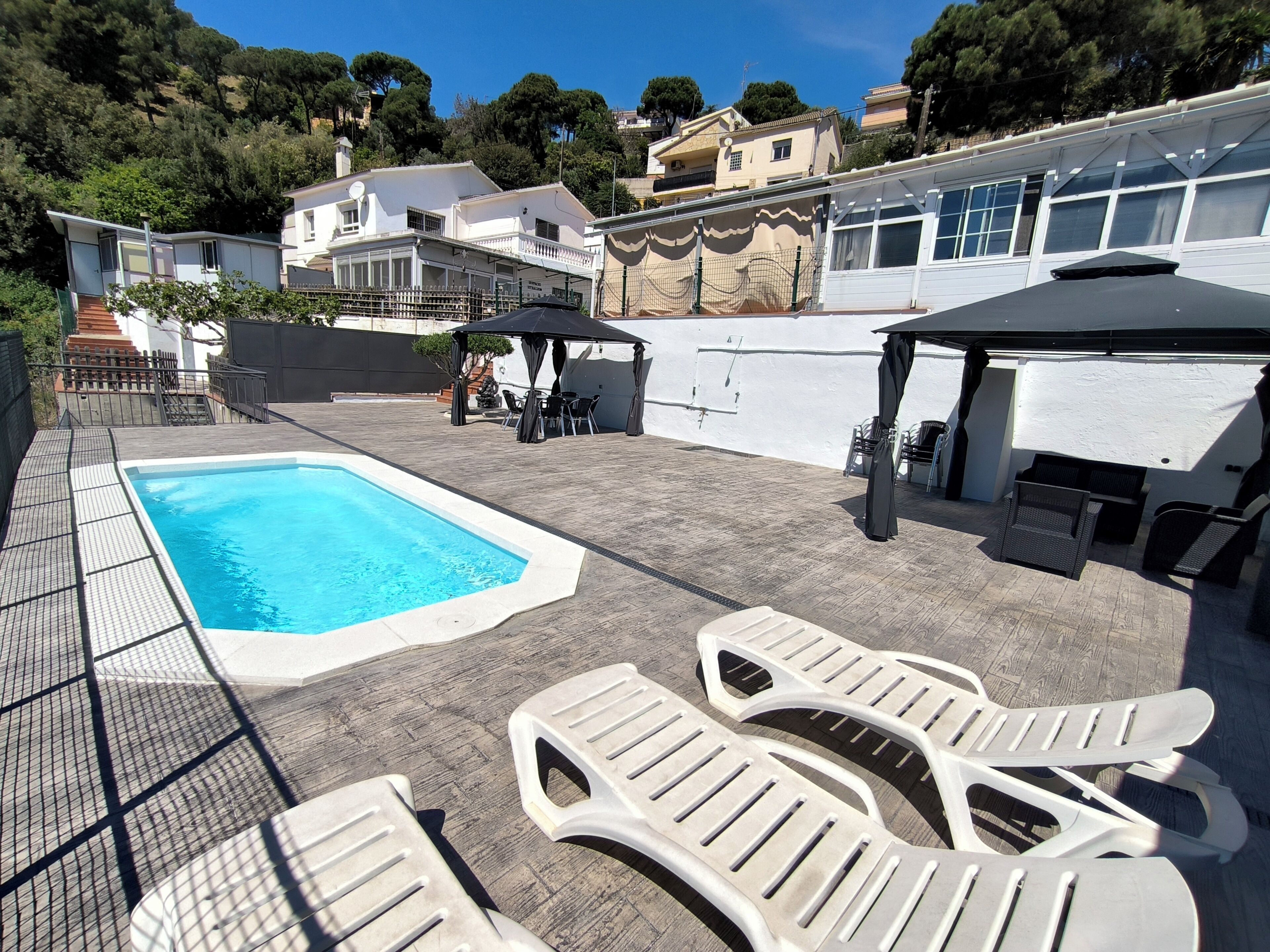 Alberca al aire libre 