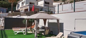 ライセンス付きバルセロナ近郊の山間部のシャレーHTB-015875