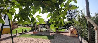Visit Bioucas I - Entire Family Home & Friends