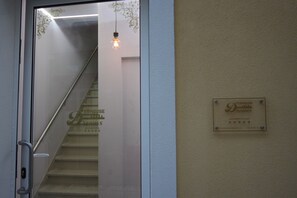 Interior - apartment with terrace close to the beach (Nazare)