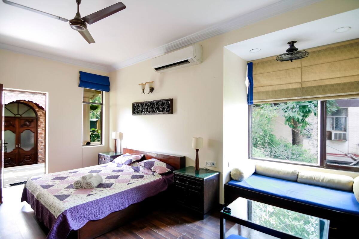 In-room safe, desk, iron/ironing board, rollaway beds