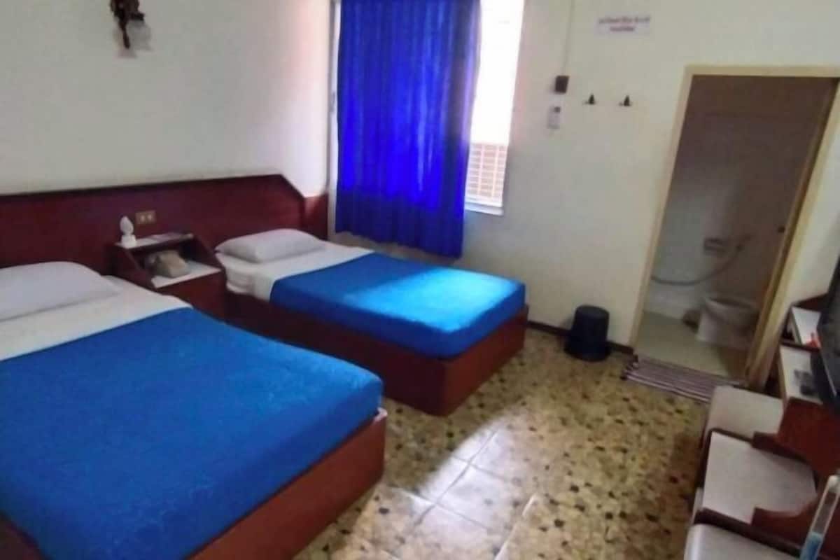 Desk, free WiFi, bed sheets