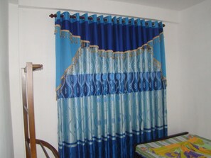 1 habitación, caja de seguridad en la habitación y wifi gratis