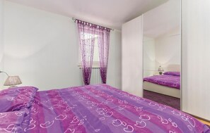 4 habitaciones, cuna de viaje, wifi gratis y ropa de cama 