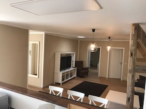 Uklassifisert bilde, 5 av 8, knapp