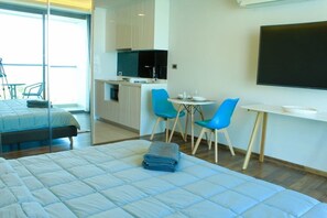 Studio | Tallelokero huoneessa, pimennysverhot, ilmainen Wi-Fi