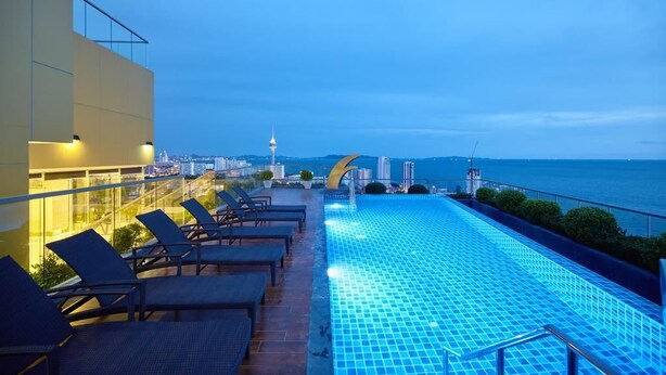 Unclassified image, 1 of 18, button - The Peak Towers by Mypattayaholiday (Pattaya)